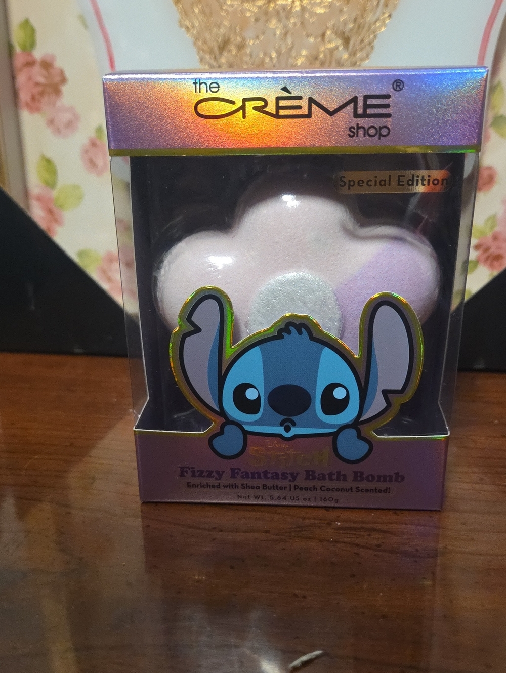 SOLD OUT Lilo And StitchThe Creme Shop Stitch Fizzy Fantasy Bath Bomb
